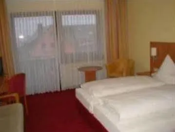 Hotel Weinberg מלון